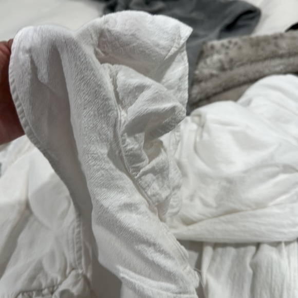 Two piece set - Picture 5 of 8